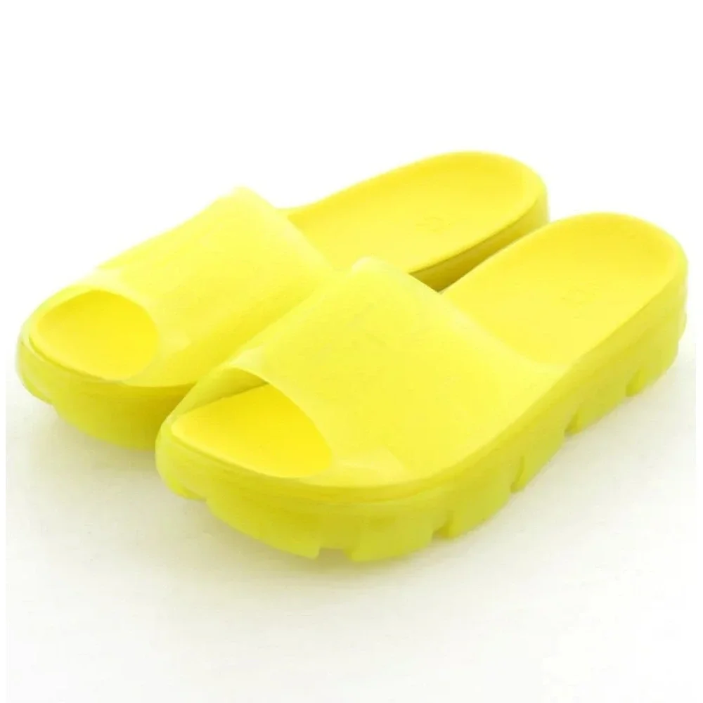 UGG Women's Size 8 Jella Clear Slide Neon Bright Yellow Translucent Sandal Slide